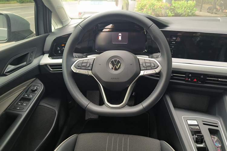 Used Volkswagen Golf 2021 280TSI DSG Pro Steering Wheel