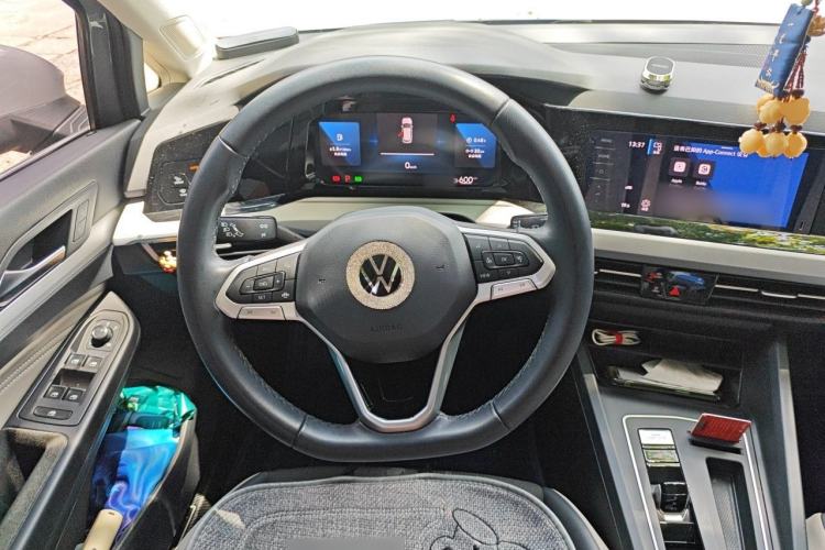 Used Volkswagen Golf 2021 280TSI DSG Pro Steering Wheel