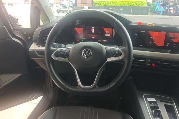 Used Volkswagen Golf 2021 280TSI DSG Pro Steering Wheel