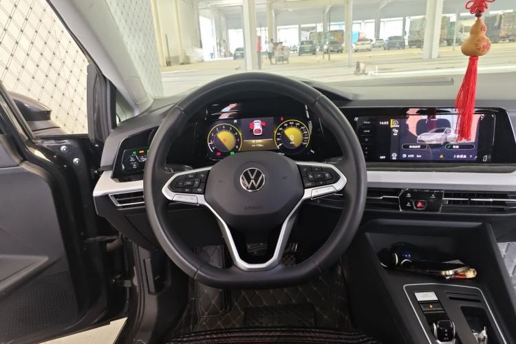 Used Volkswagen Golf 2021 280TSI DSG 30th Anniversary Edition Steering Wheel