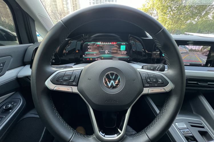 Used Volkswagen Golf 2021 200TSI DSG Pro Steering Wheel