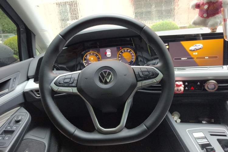 Used Volkswagen Golf 2021 280TSI DSG Pro Steering Wheel