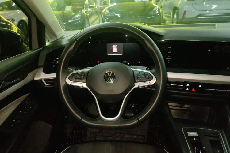 Used Volkswagen Golf 2021 280TSI DSG Pro Steering Wheel