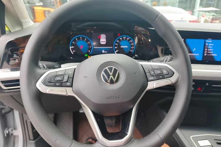 Used Volkswagen Golf 2021 280TSI DSG Pro First Edition Steering Wheel