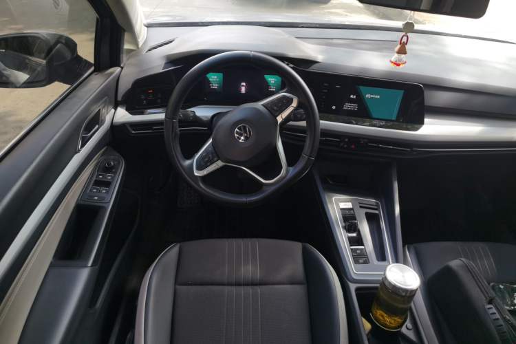 Used Volkswagen Golf 2021 280TSI DSG Pro Steering Wheel