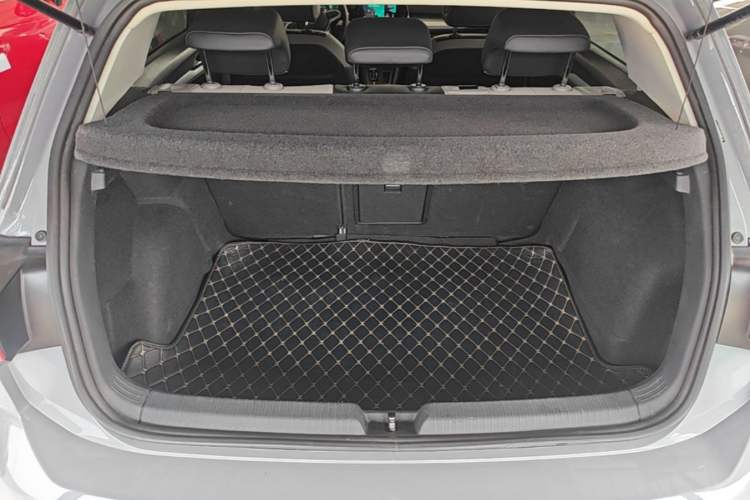 Used Volkswagen Golf 2021 280TSI DSG Pro Trunk