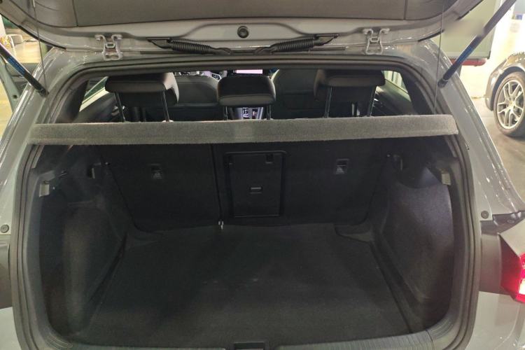 Used Volkswagen Golf 2021 280TSI DSG R-Line Trunk
