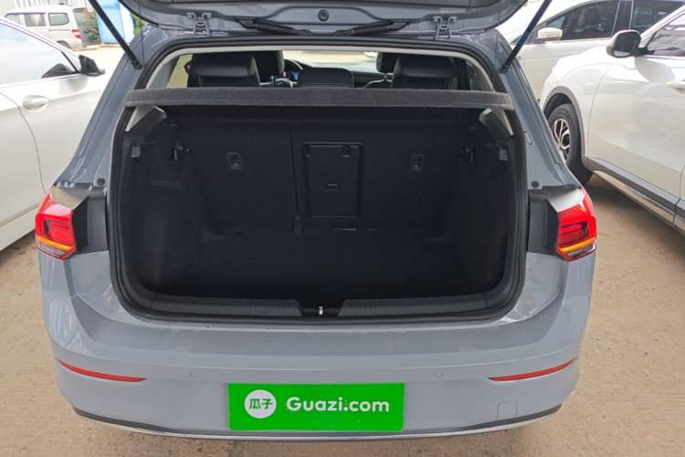 Used Volkswagen Golf 2021 280TSI DSG 30th Anniversary Edition Trunk