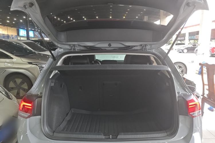 Used Volkswagen Golf 2021 280TSI DSG Pro Trunk