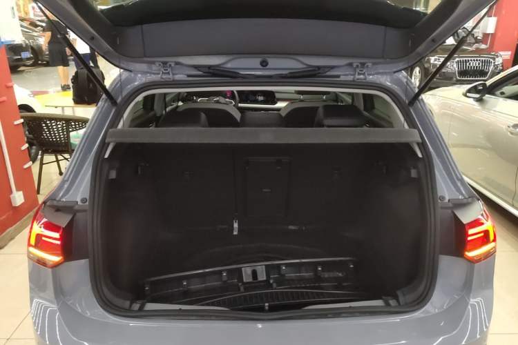 Used Volkswagen Golf 2021 280TSI DSG Pro Trunk