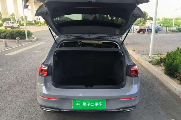 Used Volkswagen Golf 2021 280TSI DSG 30th Anniversary Edition Trunk