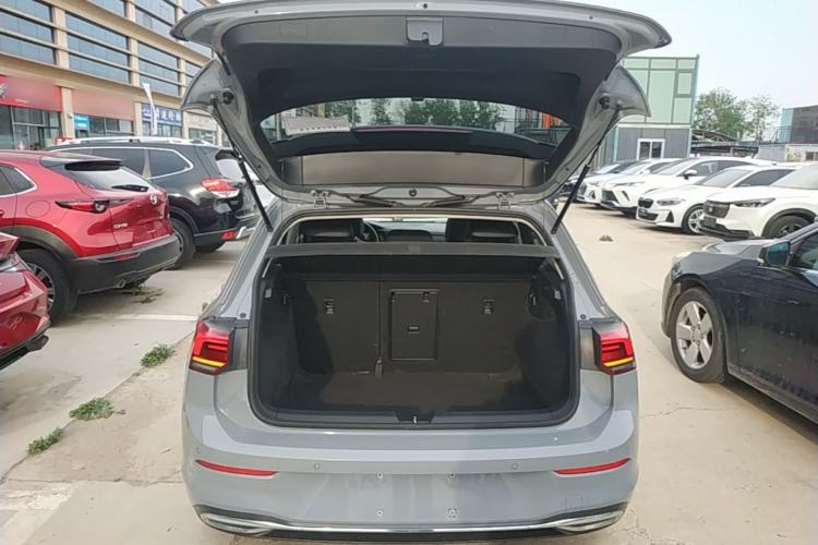 Used Volkswagen Golf 2021 280TSI DSG Pro Trunk