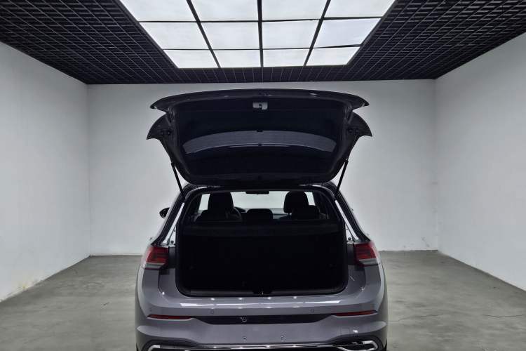 Used Volkswagen Golf 2021 280TSI DSG Pro Trunk