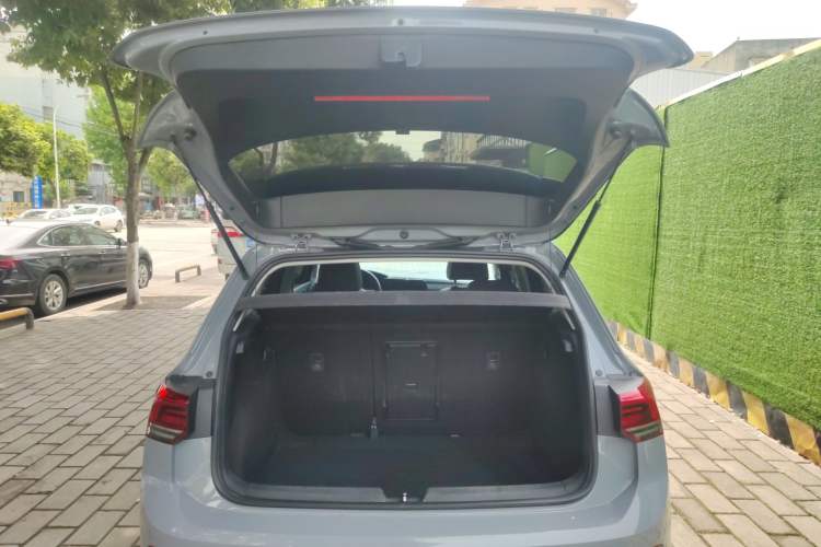 Used Volkswagen Golf 2021 280TSI DSG Pro Trunk