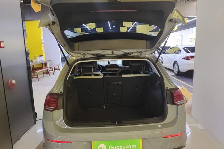 Used Volkswagen Golf 2021 280TSI DSG Pro Trunk