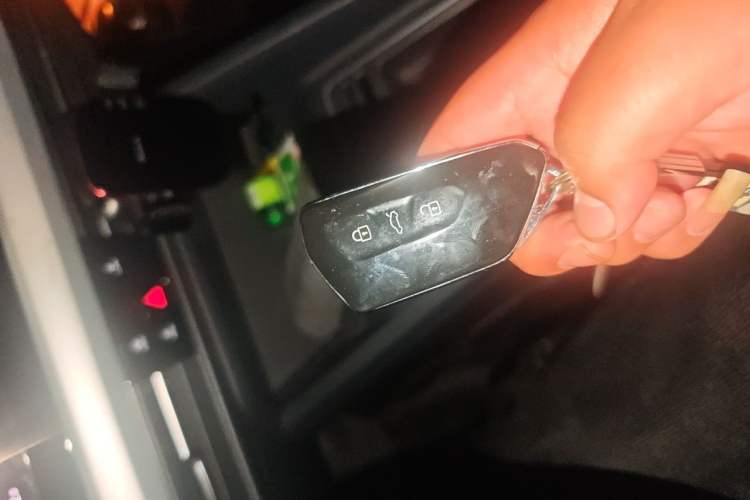 Used Volkswagen Golf 2021 280TSI DSG Pro Vehicle Key