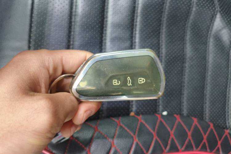 Used Volkswagen Golf 2021 280TSI DSG Pro Vehicle Key