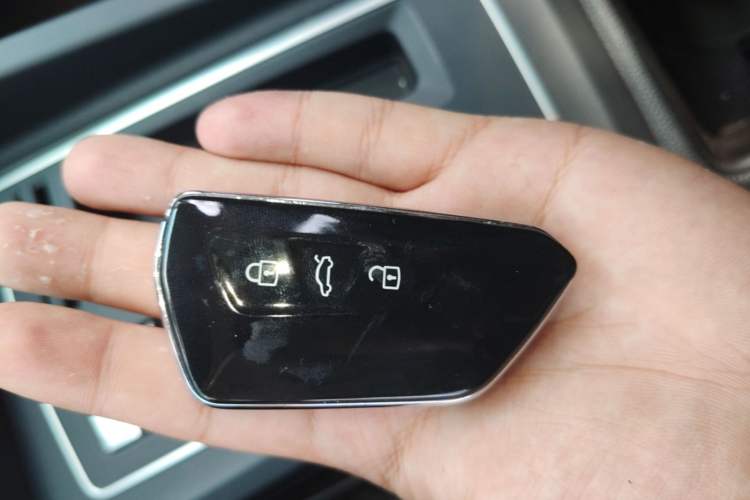 Used Volkswagen Golf 2021 280TSI DSG Pro Vehicle Key