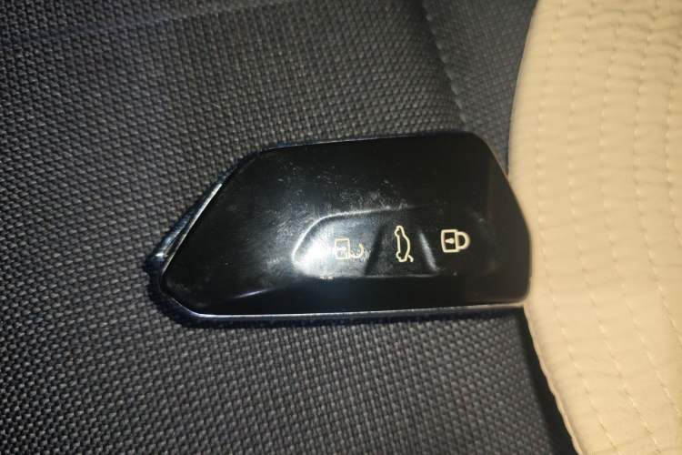 Used Volkswagen Golf 2021 280TSI DSG Pro Vehicle Key