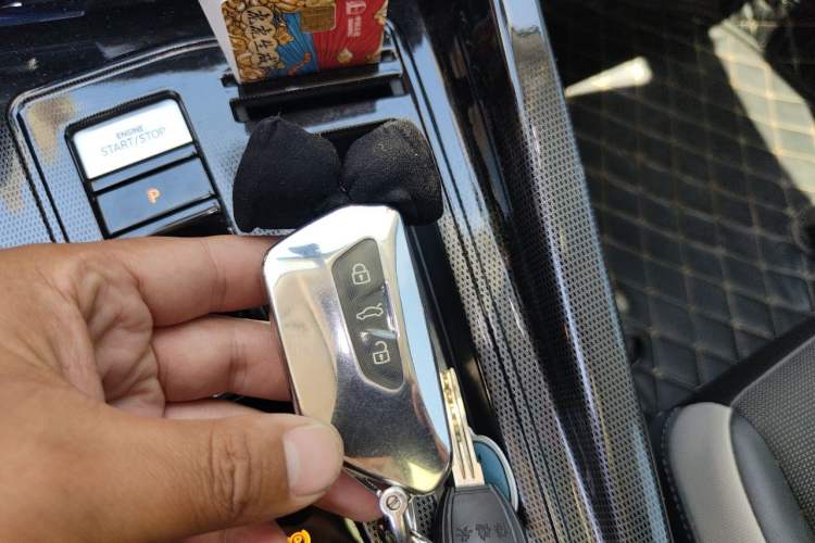Used Volkswagen Golf 2021 280TSI DSG Pro Vehicle Key