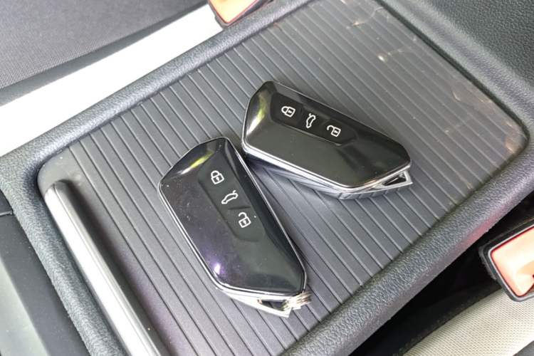 Used Volkswagen Golf 2021 280TSI DSG Pro Vehicle Key
