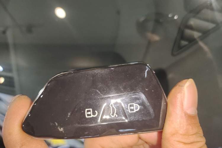 Used Volkswagen Golf 2021 280TSI DSG Pro Vehicle Key