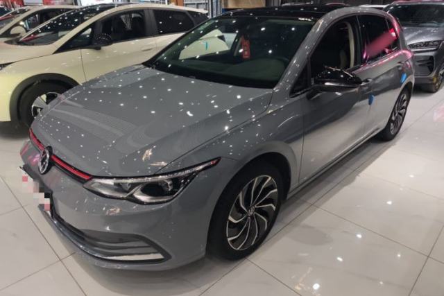 Ojetý Volkswagen Golf 2021 280TSI DSG Pro