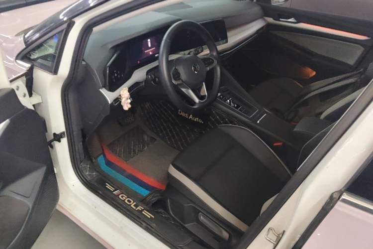 Used Volkswagen Golf 2021 280TSI DSG Pro Driver Seat