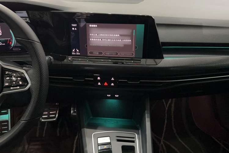 Used Volkswagen Golf 2021 380TSI DSG GTI Audio And AC Panel