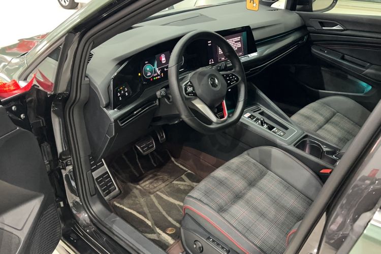 Used Volkswagen Golf 2021 380TSI DSG GTI Driver Seat