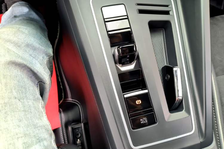 Used Volkswagen Golf 2021 280TSI DSG R-Line Gear Lever