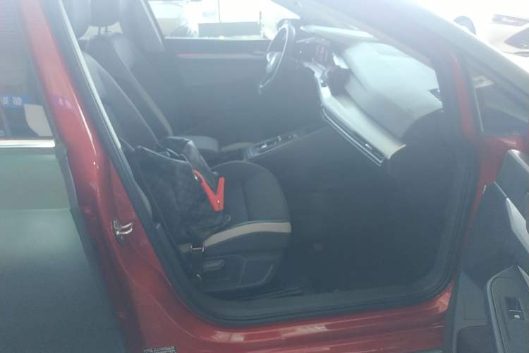 Used Volkswagen Golf 2021 280TSI DSG Pro Right Front Seat