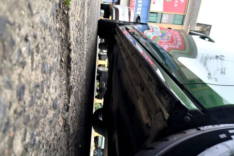 Used Volkswagen Golf 2021 280TSI DSG R-Line Right Side Sill
