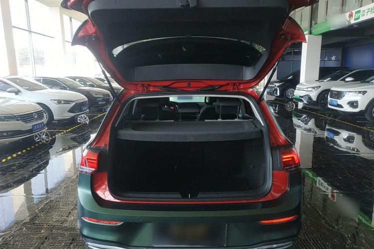 Used Volkswagen Golf 2021 280TSI DSG Pro Trunk
