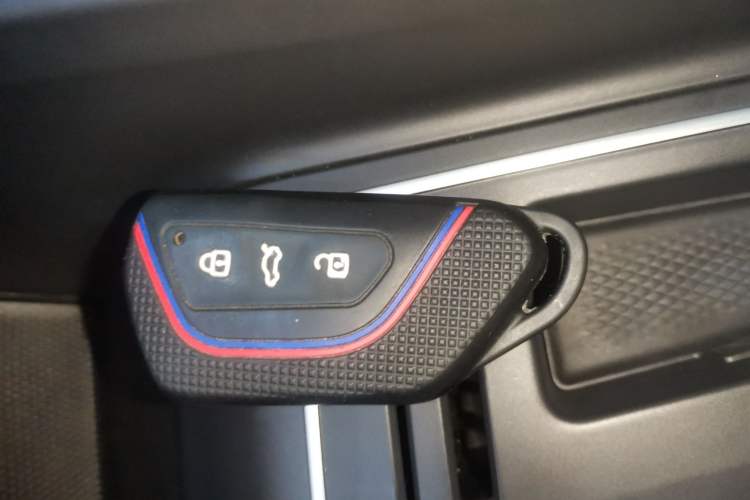 Used Volkswagen Golf 2021 280TSI DSG Pro Vehicle Key