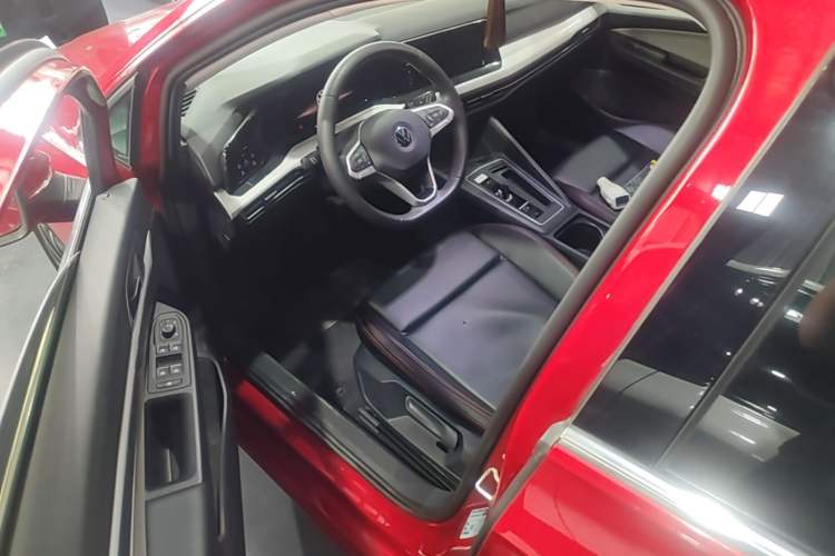 Used Volkswagen Golf 2021 280TSI DSG Pro Driver Seat