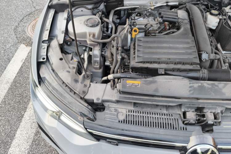 Used Volkswagen Golf 2021 280TSI DSG R-Line Engine Bay Right