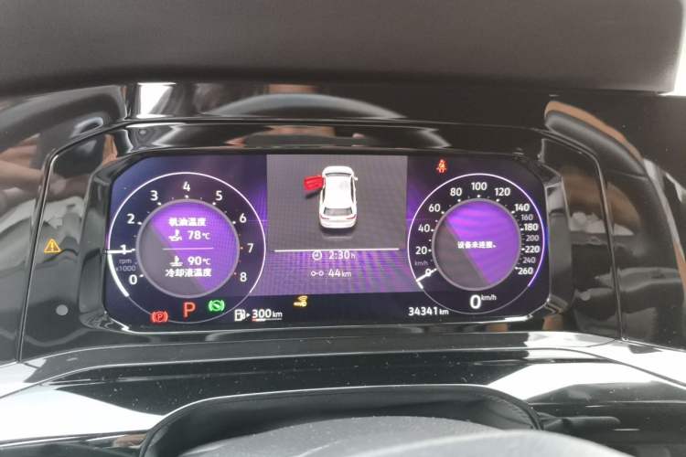 Used Volkswagen Golf 2021 280TSI DSG R-Line Odometer Close Up