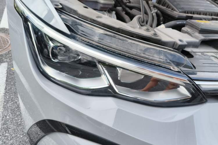 Used Volkswagen Golf 2021 280TSI DSG R-Line Right Front Headlight