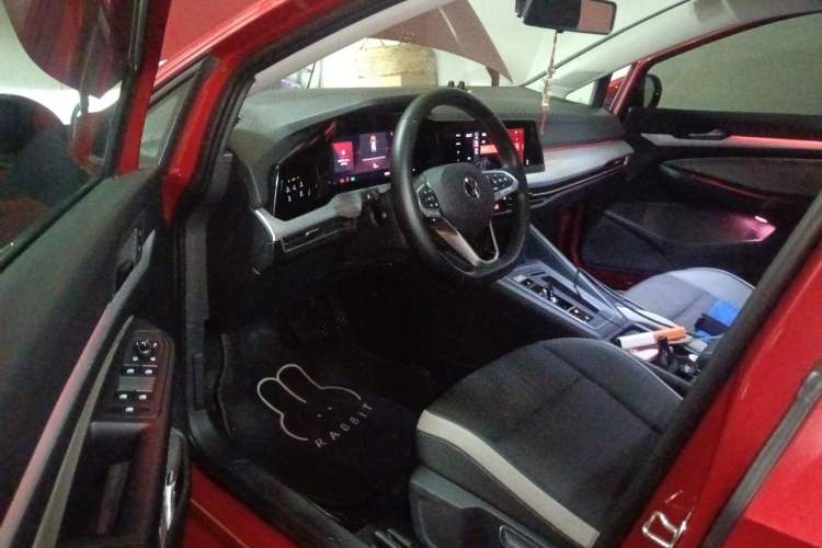 Used Volkswagen Golf 2021 280TSI DSG Pro Driver Seat