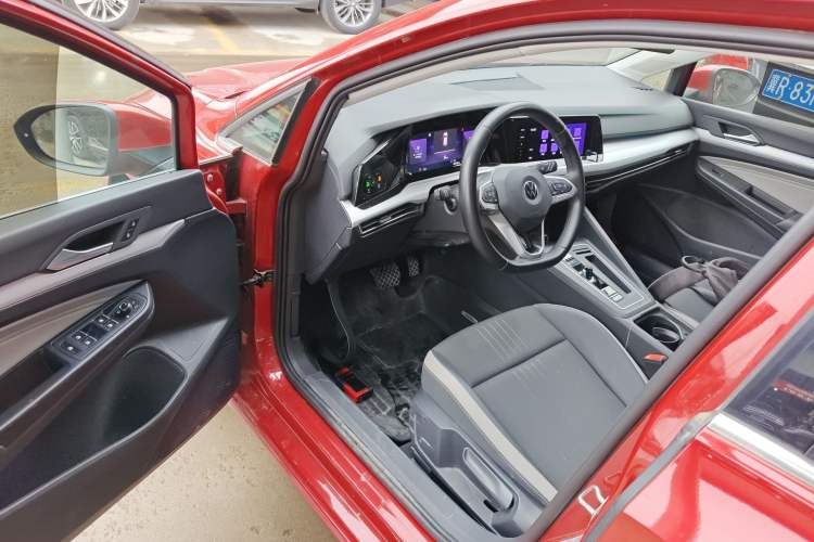 Used Volkswagen Golf 2021 280TSI DSG Pro Driver Seat