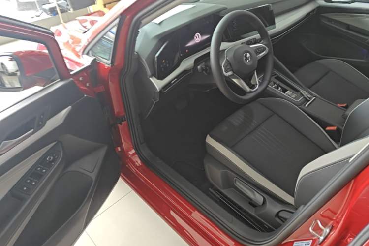 Used Volkswagen Golf 2021 280TSI DSG Pro Driver Seat
