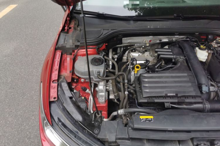 Used Volkswagen Golf 2021 280TSI DSG Pro Engine Bay Right