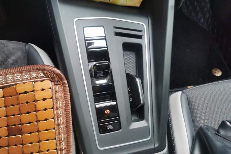 Used Volkswagen Golf 2021 280TSI DSG Pro Gear Lever