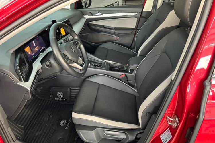 Used Volkswagen Golf 2021 280TSI DSG Pro Interior 2