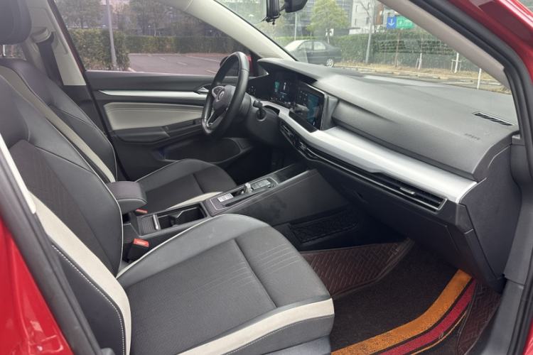 Used Volkswagen Golf 2021 280TSI DSG Pro Interior 2