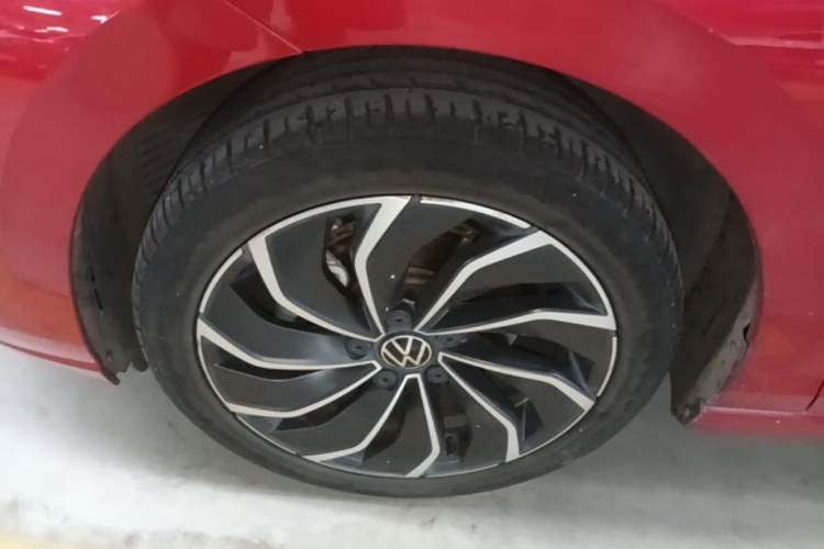 Used Volkswagen Golf 2021 280TSI DSG Pro Left Front Wheel Hub
