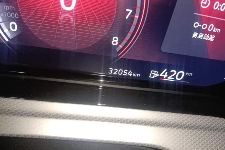 Used Volkswagen Golf 2021 280TSI DSG Pro Odometer Close Up