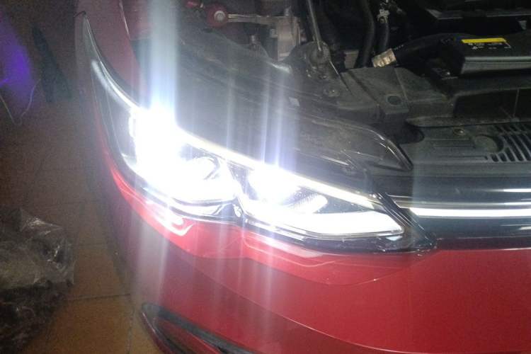 Used Volkswagen Golf 2021 280TSI DSG Pro Right Front Headlight