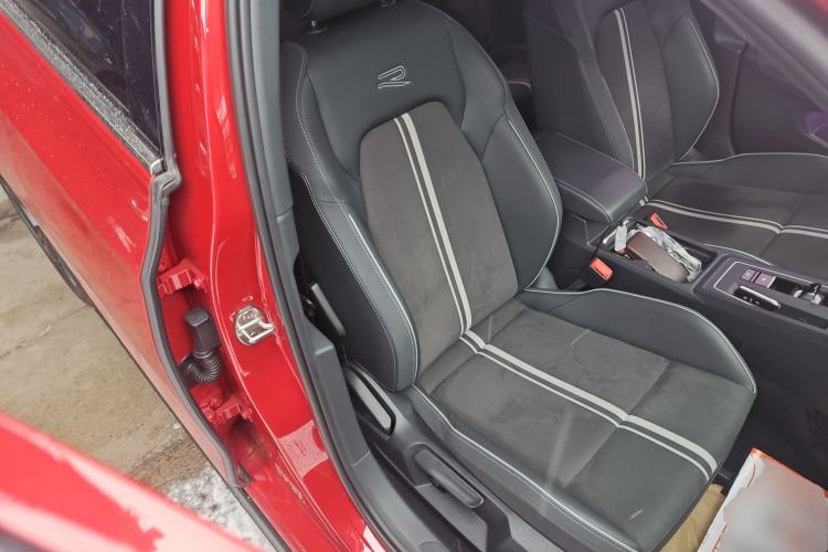 Used Volkswagen Golf 2021 280TSI DSG R-Line Right Front Seat